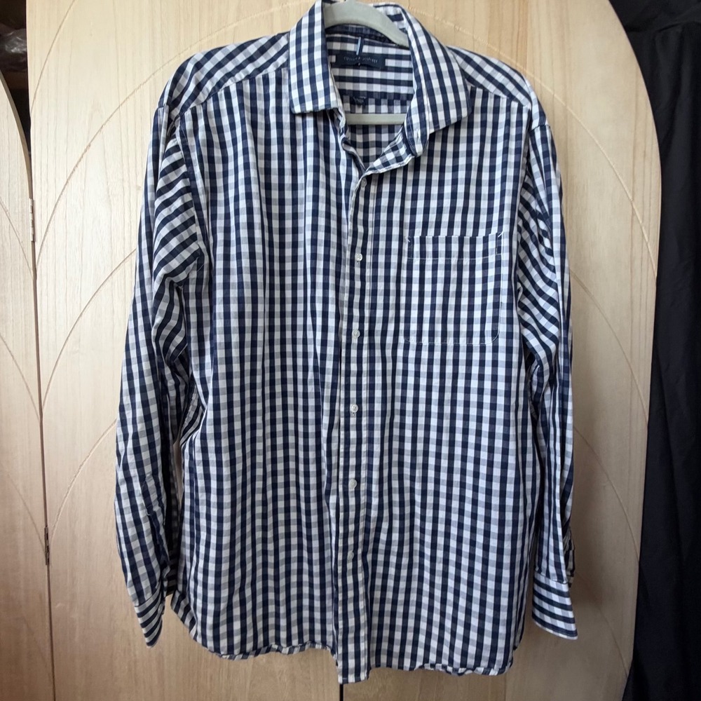 Tommy Hilfiger Button Down Mens XL Navy Gingham Regular Fit Long Sleeve Shirt